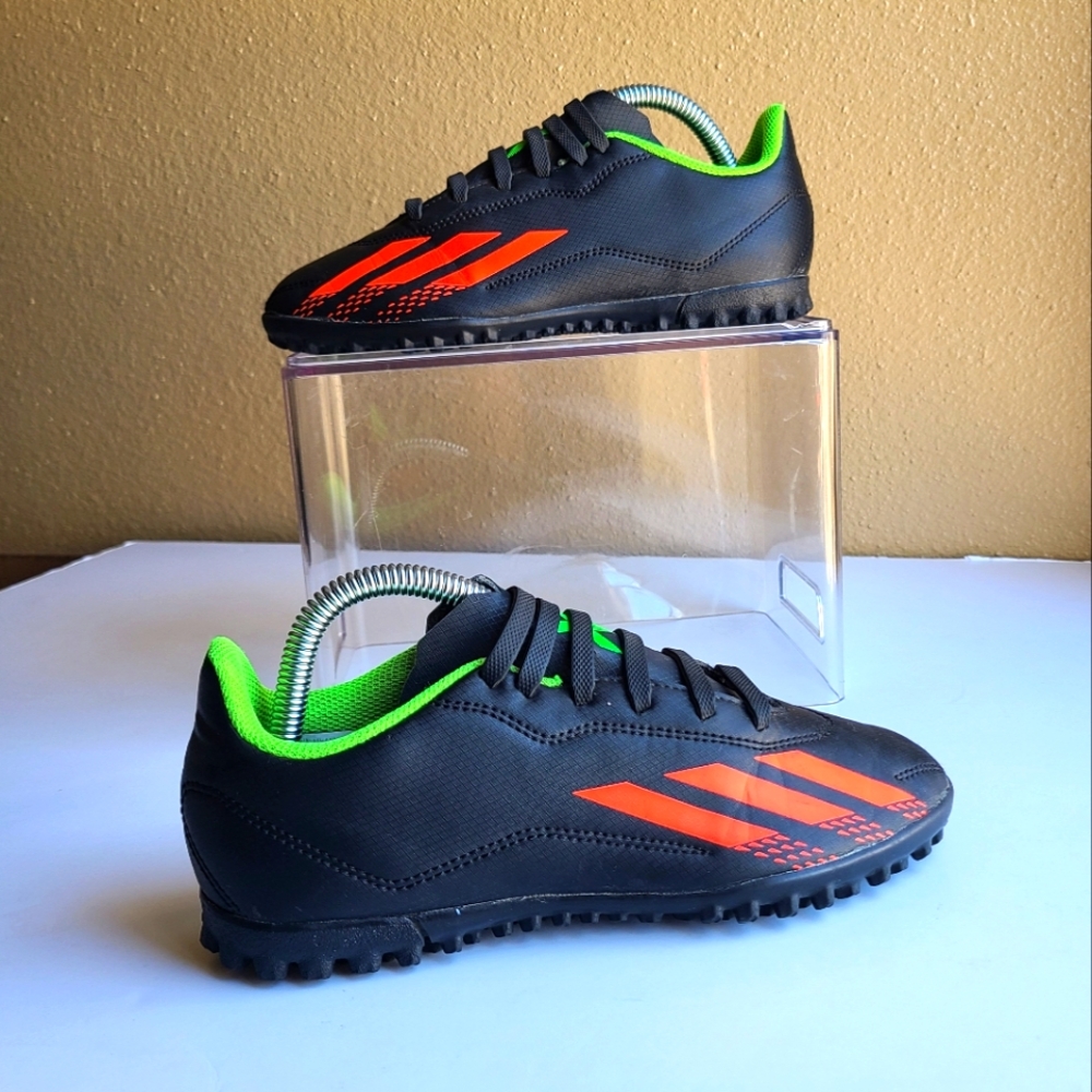 adidas X .4 Football Astro Turf Soccer shoes kids/Youth size 3.5Y